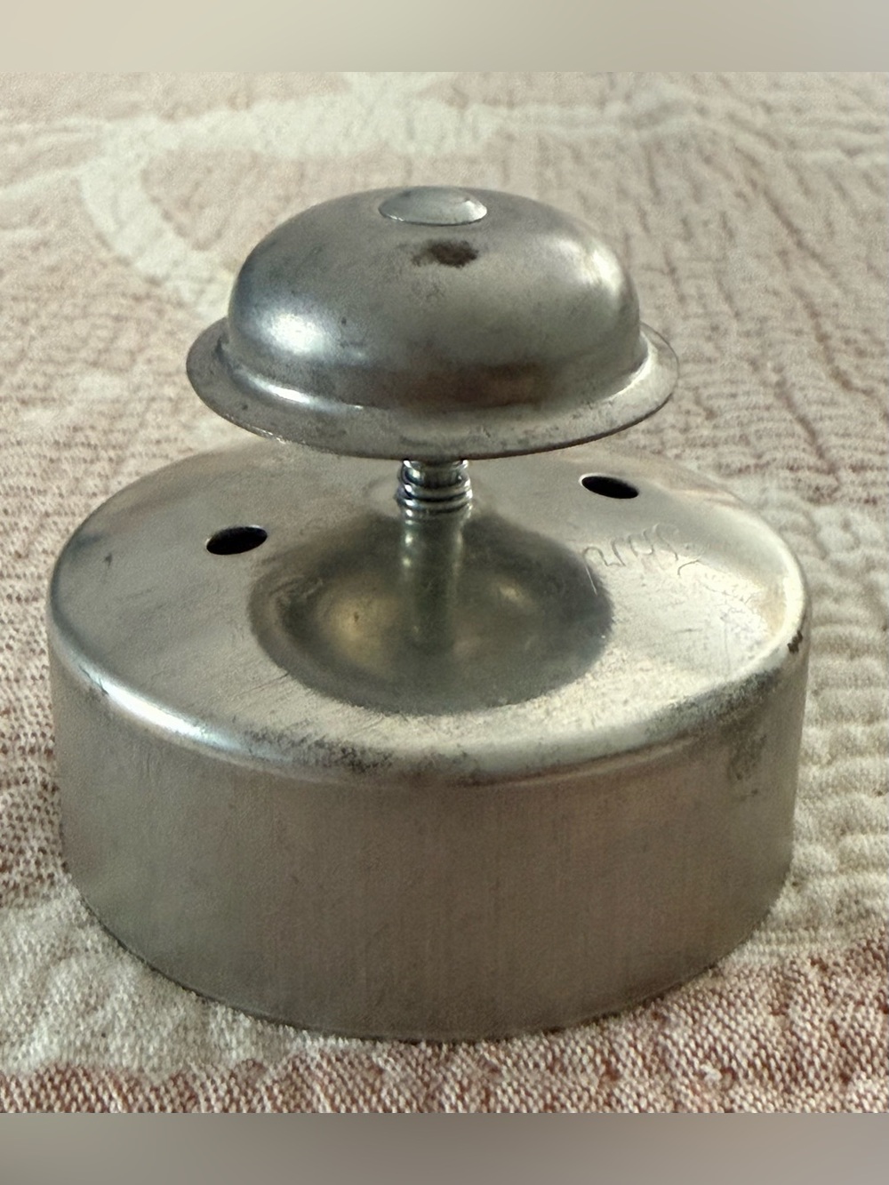 VINTAGE TART MASTER  METAL COOKIE/DOUGH CUTTER